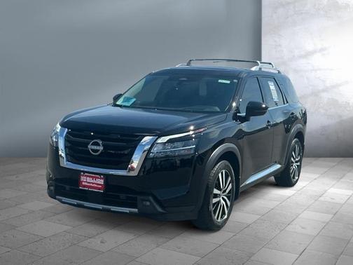 Super Black 2023 Nissan Pathfinder Platinum 4WD