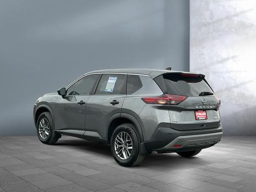 2022 Nissan Rogue S