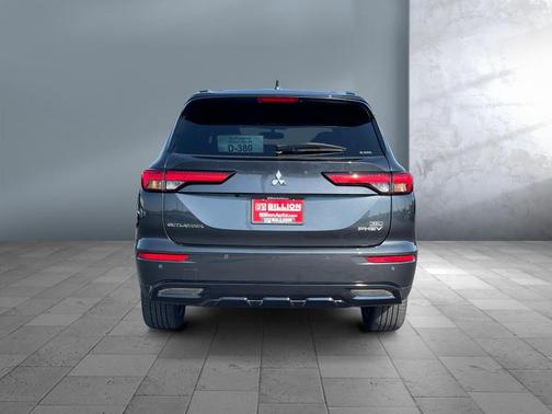 2025 Mitsubishi Outlander PHEV SEL