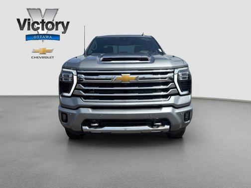 Sterling Gray Metallic 2026 Chevrolet Silverado 2500 High Country