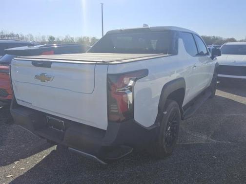 2025 Chevrolet Silverado EV LT