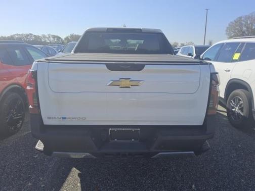 2025 Chevrolet Silverado EV LT