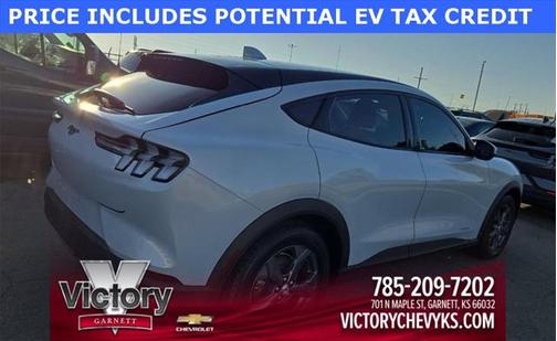 2022 Ford Mustang Mach-E Select