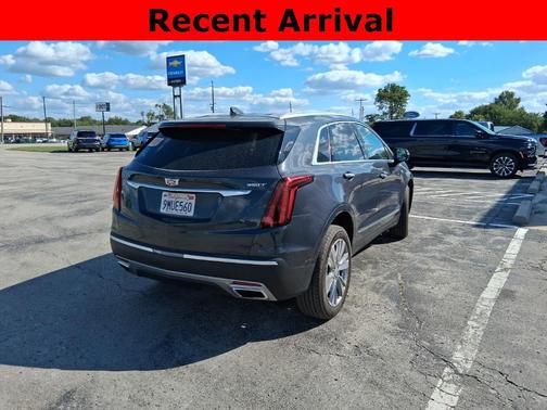 2023 Cadillac XT5 Premium Luxury