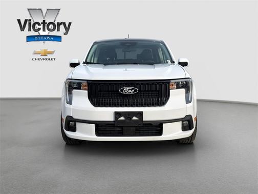 2025 Ford Maverick Lobo Standard