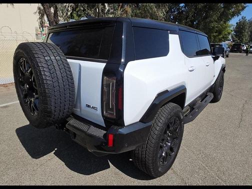 2025 GMC HUMMER EV SUV 2X