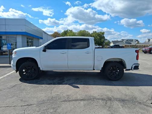 2022 Chevrolet Silverado 1500 RST
