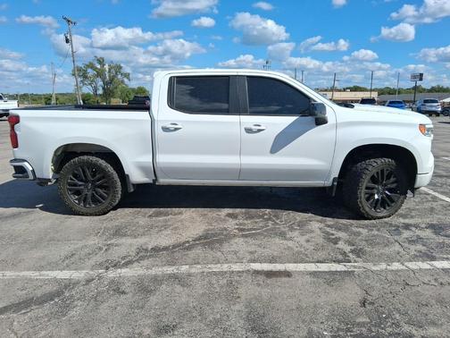 2022 Chevrolet Silverado 1500 RST