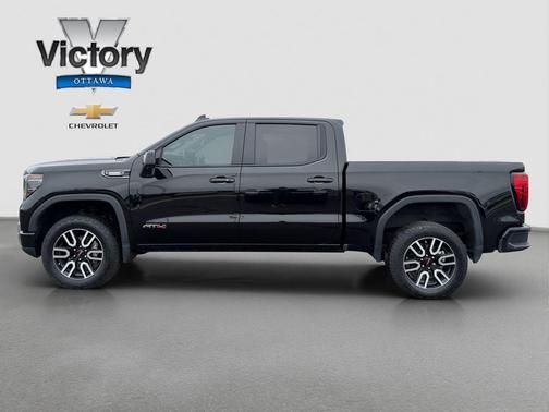Onyx Black 2024 GMC Sierra 1500 AT4