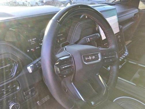 Onyx Black 2025 GMC Yukon 4WD AT4 Ultimate