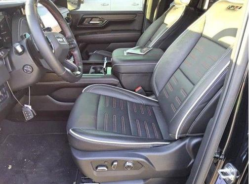 Onyx Black 2025 GMC Yukon 4WD AT4 Ultimate