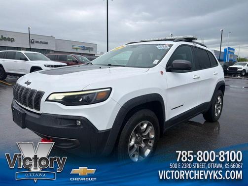 Bright White Clearcoat 2019 Jeep Cherokee Trailhawk