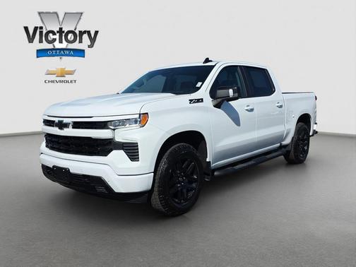Summit White 2026 Chevrolet Silverado 1500 RST
