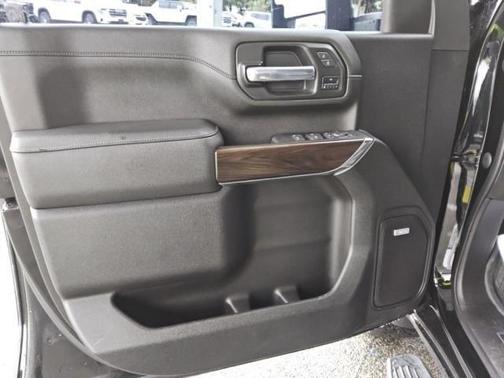 2022 GMC Sierra 2500 SLT