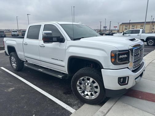 2019 GMC Sierra 2500 Denali