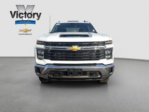 Summit White 2026 Chevrolet Silverado 2500 LT