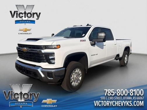 Summit White 2026 Chevrolet Silverado 2500 LT