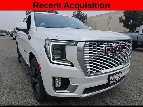 White Frost Tricoat 2023 GMC Yukon Denali