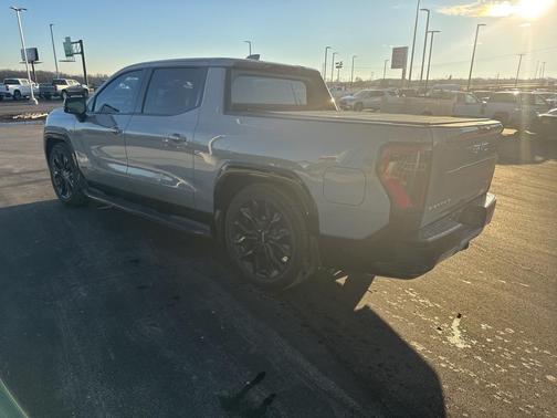 2024 GMC Sierra EV Denali Edition 1