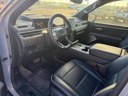 2024 GMC Sierra EV Denali Edition 1