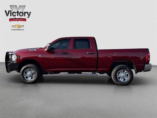2024 RAM 2500 Tradesman Crew Cab 4x4 6'4' Box