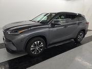 Magnetic Gray Metallic 2021 Toyota Highlander Hybrid XLE
