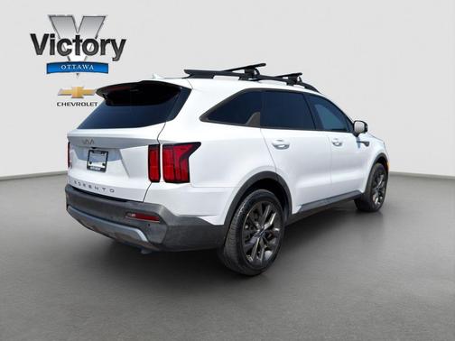 Glacial White Pearl 2022 Kia Sorento SX