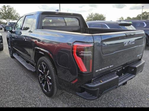 2025 GMC Sierra EV Max Range Denali