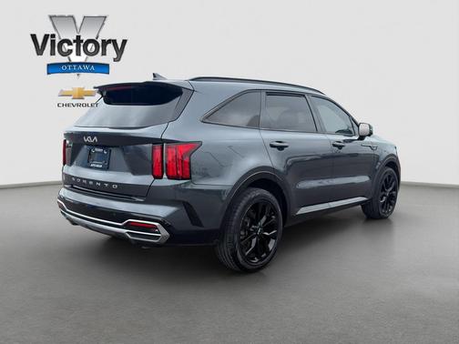Gravity Grey 2022 Kia Sorento SX