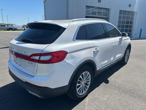 White Platinum Metallic Tri-Coat 2018 Lincoln MKX Select