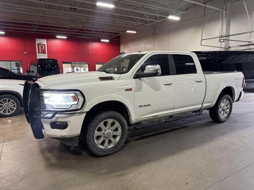 2022 RAM 2500 Laramie Crew Cab 4x4 6'4' Box