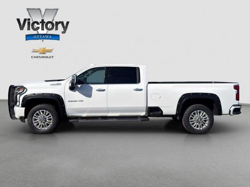Summit White 2021 Chevrolet Silverado 2500 High Country