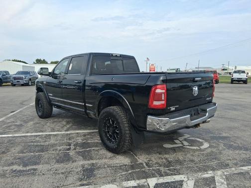 2019 RAM 2500 Limited Crew Cab 4x4 6'4' Box