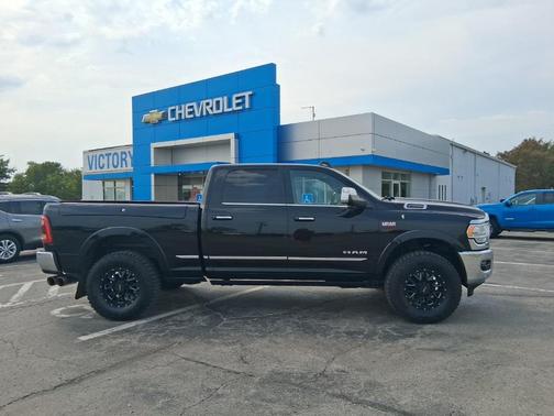 2019 RAM 2500 Limited Crew Cab 4x4 6'4' Box