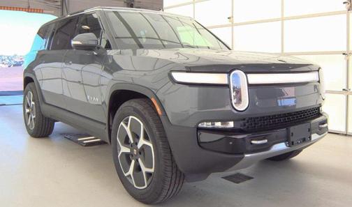 2024 Rivian R1S Adventure