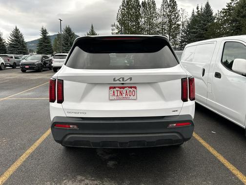 2023 Kia Sorento LX