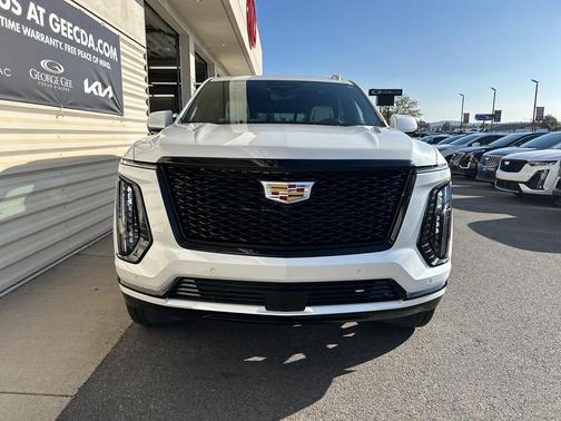 2025 Cadillac Escalade Sport Platinum