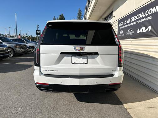 2025 Cadillac Escalade Sport Platinum