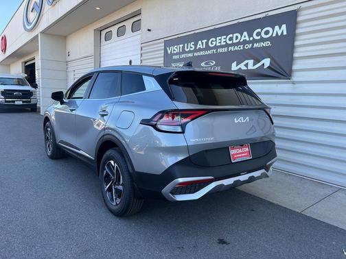 2025 Kia Sportage Hybrid LX