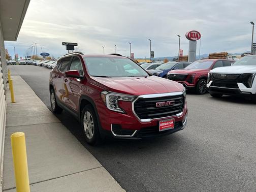 2024 GMC Terrain SLE