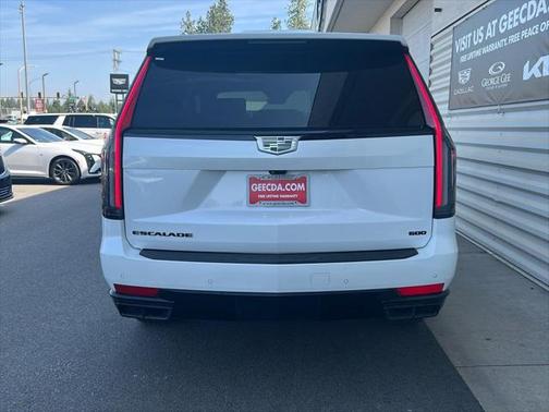 2022 Cadillac Escalade Sport Platinum