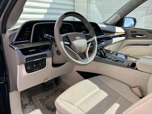2022 Cadillac Escalade Sport Platinum
