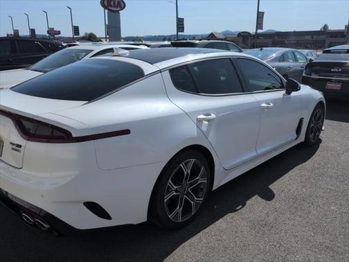 2020 Kia Stinger GT-Line