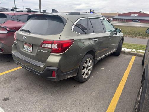 2018 Subaru Outback 2.5i Touring