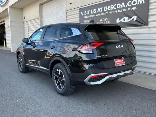 2025 Kia Sportage Hybrid LX