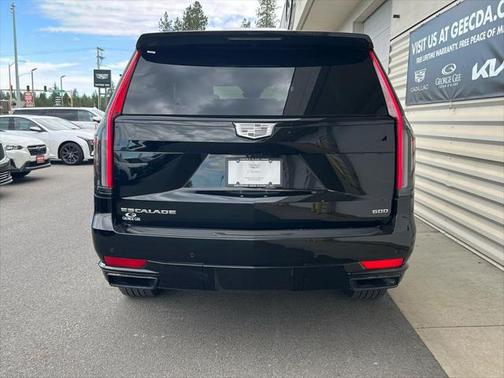 2024 Cadillac Escalade Sport