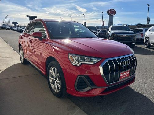 2023 Audi Q3 45 S line Premium Plus