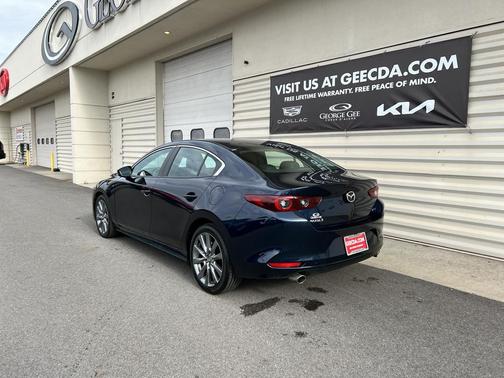 2025 Mazda Mazda3 FWD w/Preferred Package