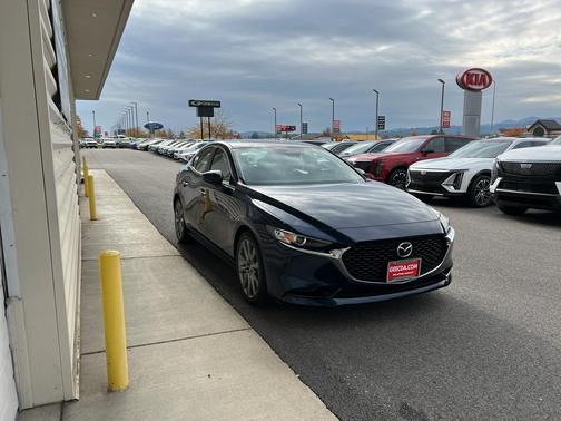 2025 Mazda Mazda3 FWD w/Preferred Package