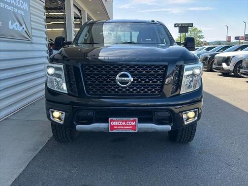 2017 Nissan Titan PRO-4X